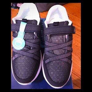 Stride Rite - Kids -Girls Tennis Shoes NWT
